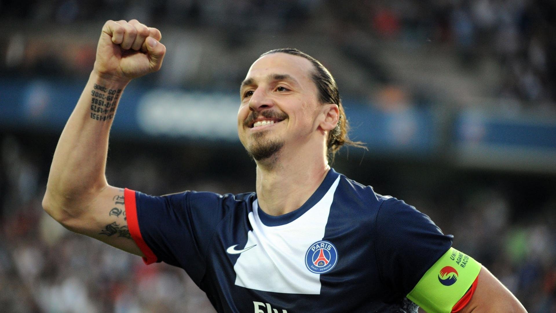 _城市徒步探险:发现城市隐藏的秘密角落_,城市徒步鞋对比评测