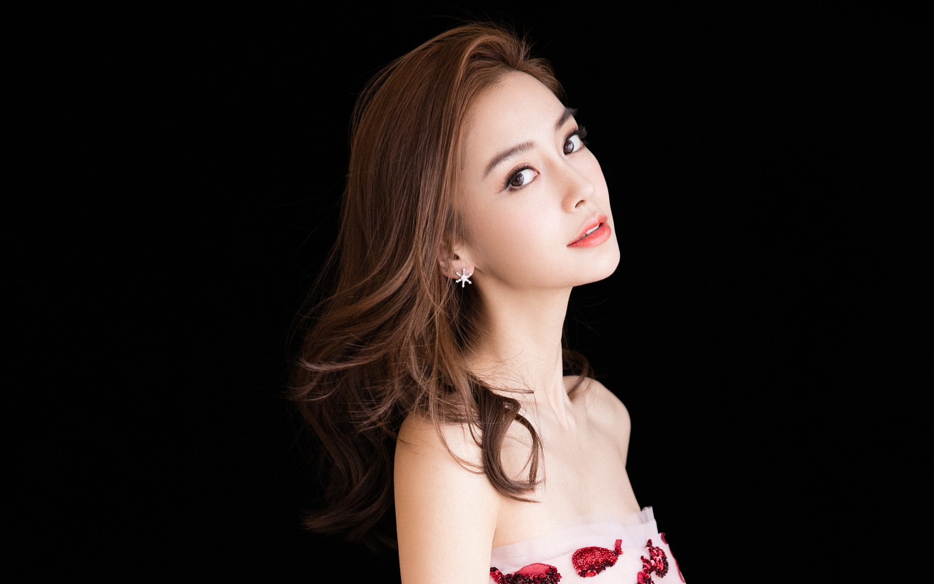 焦点田径跳高技术演变与得分要点